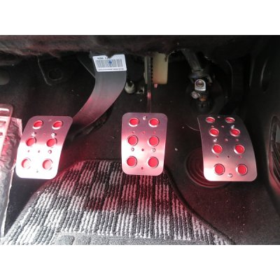 Photo2: TEZZO Non-slip pedal mat (3 pieces) for Alfa Romeo Giulietta