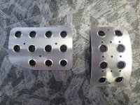 TEZZO Non-slip pedal mat (2 pieces) for Citroen DS4