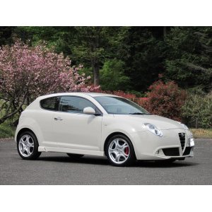 Photo: TEZZO side skirts equipped with air duct for MiTo